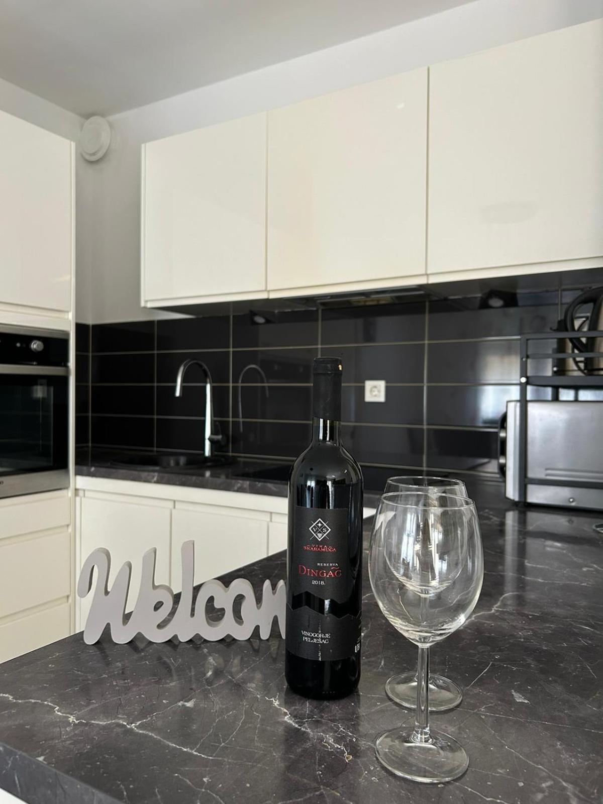 Apartment Dalmatinos Split Znjan Luaran gambar