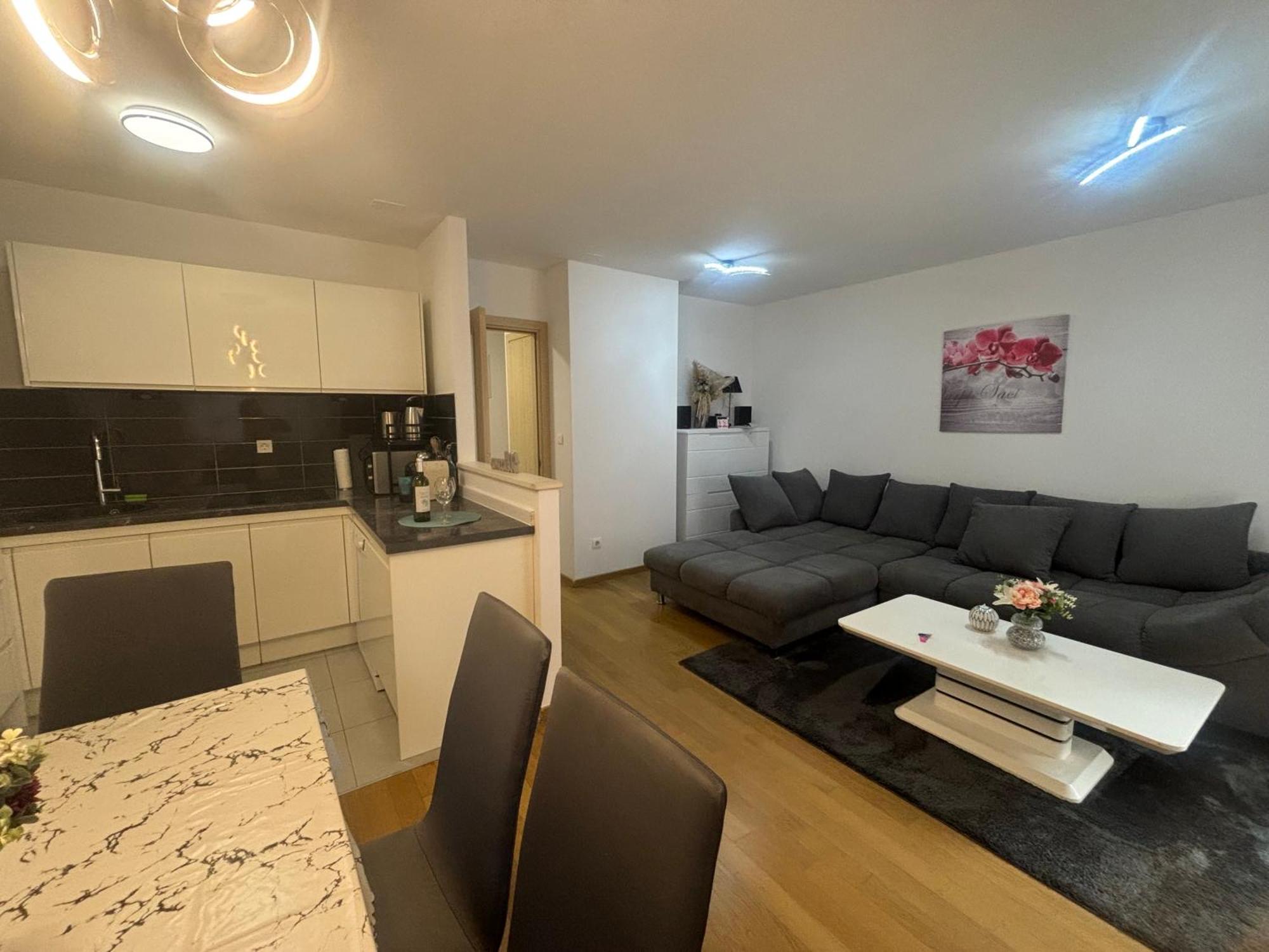 Apartment Dalmatinos Split Znjan Luaran gambar